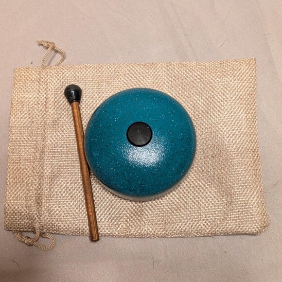 6 Note Steel Tongue Drum w Song Book Mini Drum Mallet & Storage Bag. - Picture 3 of 3